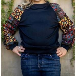 NEW EVA FRANCO girls rios sweater top in florika paisley